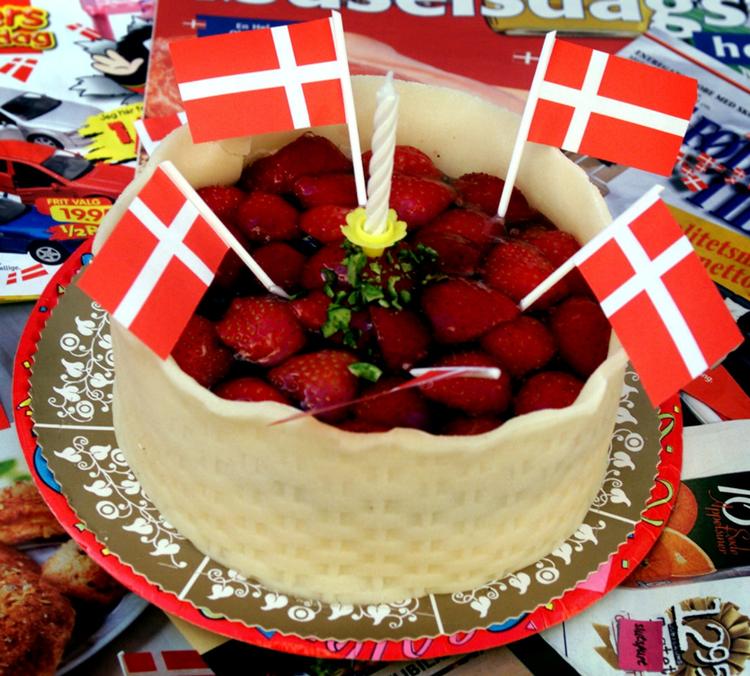 tilbud. Den danske tilbudskultur er i nogle tilfælde med til at gøre de danske dagligvarepriser højere end nabolandenes, konkluderede Konkurrence- og Forbrugerstyrelsen i juni. Nu skal analysen føres videre. 