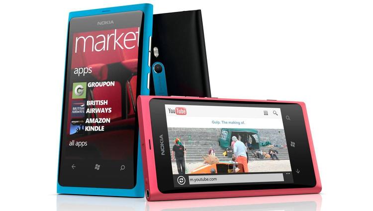 windows. Nokia har skiftet styresystem til Microsofts Windows Phone, og de to første modeller er  netop lanceret i London. De kommer i handelen til jul. 
