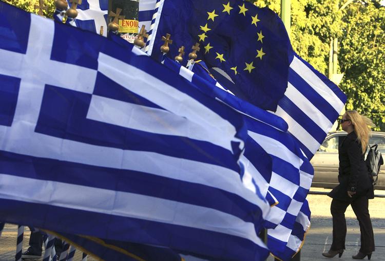 krise. Eurozonens ledere skal finde en løsning på den europæiske krise. Der er topmøde i aften, og der er brug for en plan. Ellers trues hele samarbejdet af kollaps. 