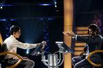 Profeti. I filmen 'Slumdog Millionaire' vinder 18-årige Jamal (Dev Patel) hovedprisen på 20 millioner rupier i 'Hvem vil være millionær', selv om værten (Anil Kapoor) gør sit bedste for at hyle ham ud af den. I virkelighedens verden er præmiesummen to en halv gange så høj i den indiske udgave af den populære quiz. 