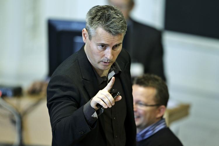 Henrik Sass Larsen blev politisk ordfører i april 2006. Her er han til første behandling af finansloven i Landstingssalen, da Folketingssalen var under renovering. 