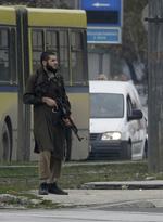 Terror? Attentatmanden angreb den amerikanske ambassade i Bosnien-Herzegovinas hovedstad, Sarajevo, med en kalasjnikov. 