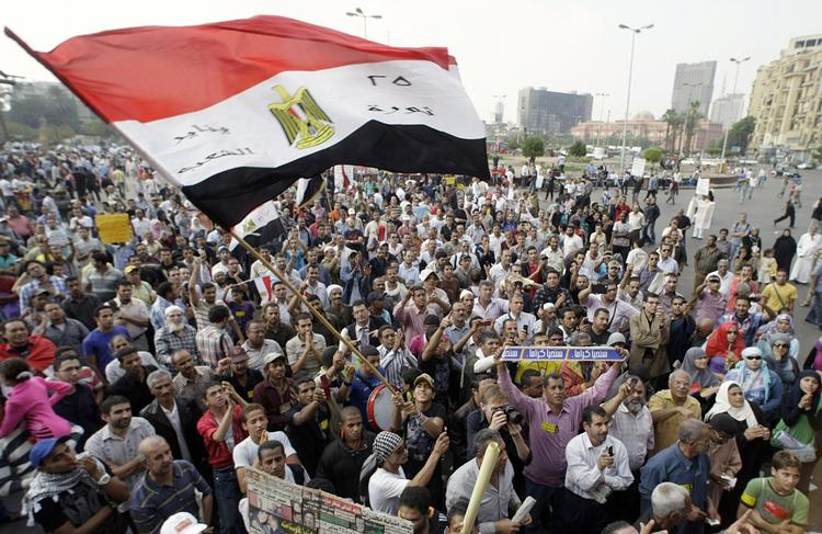 Vrede. Den egyptiske befolkning er skuffede over militærrådet. 