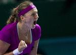 brøl. Selv om 5-0 blev til 5-5 vandt Petra Kvitova første sæt og senere kampen i tre sæt. 