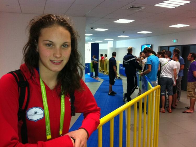 rekordsvømmer. Trods et omfattende program forbedrede Mie Ø. Nielsen sig i syv af otte starter. Undtagelsen var 100 meter fri, hvor hun i sidste weekend satte dansk juniorrekord. 