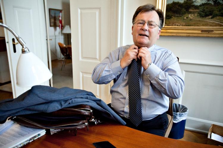 KICKSTART. Tidligere finansminister Claus Hjort Frederiksen (V) og kollegaerne hos Dansk Folkeparti og de konservative mener, at regeringen satser med dansk økonomi, når den vil fremrykke offentlige investeringer for 17,5 milliarder kroner. 