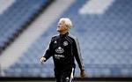 Landsholdsmand. Morten Olsen spillede 102 gange på landsholdet i perioden 1970-1989, inden han i 2000 blev landstræner. 