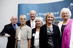 fyret. For under seks måneder siden hyrede Lars Løkke Rasmussen fem såkaldte eksportambassadører, der skulle fremme dansk eksport i Kina, Indien, Rusland og Brasilien. De er nu blevet fyret, inden de for alvor er kommet i gang med arbejdet. 