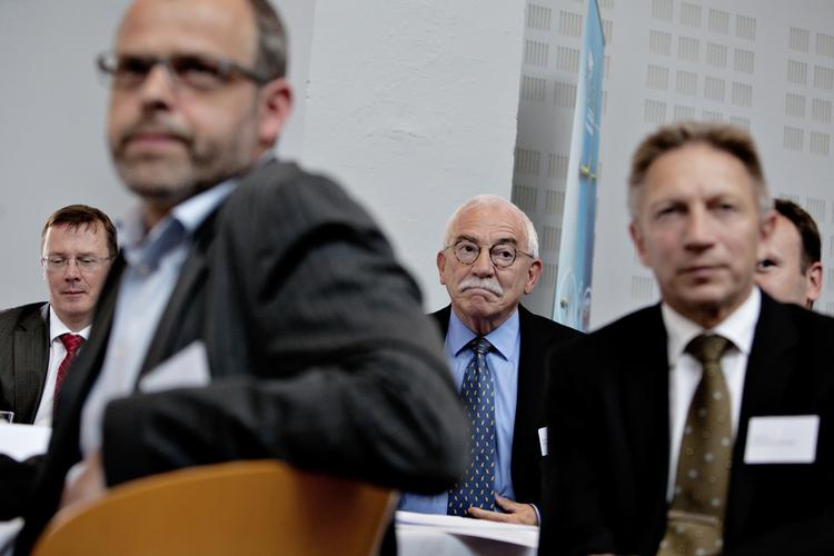 FYRET. Uffe Ellemann er en af de eksportambassdører, der er blevet afsat. 