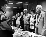 Kommunister. DKP afholdt sin 28. kongres i maj 1987. Partiet blev stiftet i 1919 og fungerer i dag som et selvstændigt parti tilknyttet Enhedslisten. 