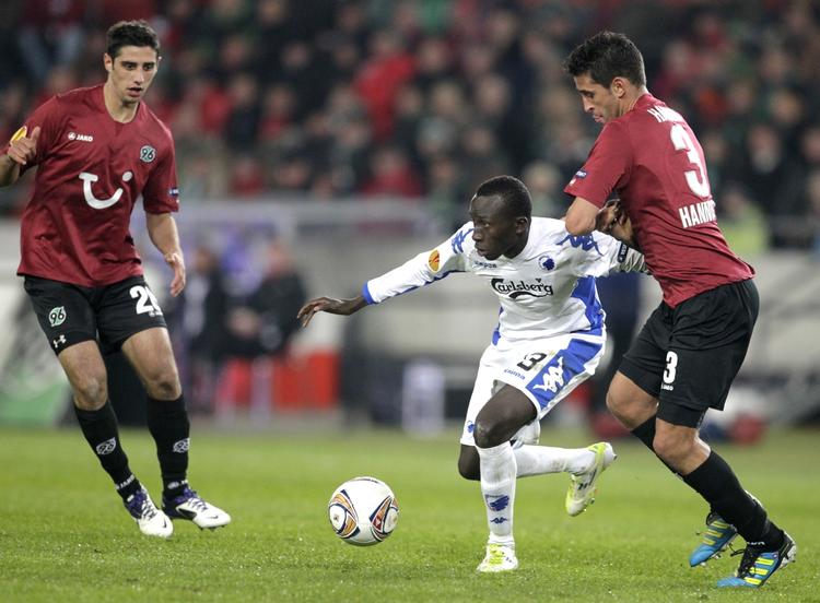 Millionkøb. Pape Pate Diouf er ved at finde sig tilrette på FCK-holdet. 