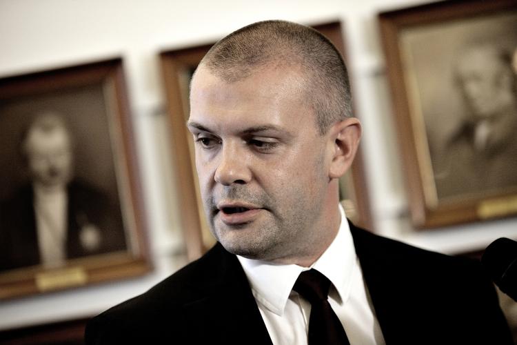 Eksamen. Finansminister Bjarne Corydon (S) skal i dag klokken 14 for første gang fremlægge et finanslovsforslag. 