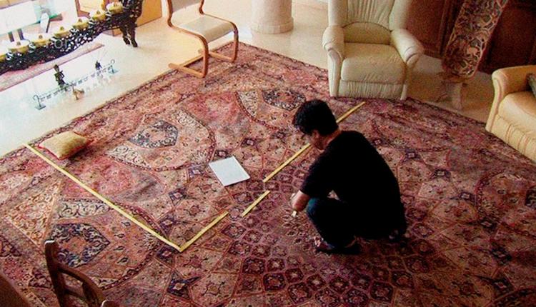 Aflysning. Den iranske instruktør Mojtaba Mirtahmasb kommer ikke til København for at præsentere sin film. Han sidder fængslet i hjemlandet. Foto fra filmen 'This is not a film', som ironisk nok handler om filmskaberen Jafar Panahi, der sidder i husarrest. 