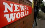5.795. Så mange er potentielt blevet aflyttet af News of the Worlds journalister. Nu vil firmaet bag avisen News International håndtere klagesager og eventuel kompensation over nettet - og derved undgå retssager. 