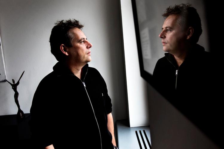 SPEJLEFFEKT. »Hvis det bliver et godt show, og det lykkes for juryen bag priserne at få dem spredt godt ud og skabe nogle gode overraskelser for folk, kan det blive en god start på noget nyt,  en tiltrængt succes, vi kan spejle os i«, siger pladeselskabernes formand, Henrik Daldorph. 