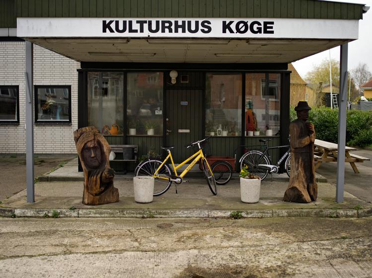 Køge. Tag med rundt i byen, der på det seneste er blevet kendt for det forkerte. 