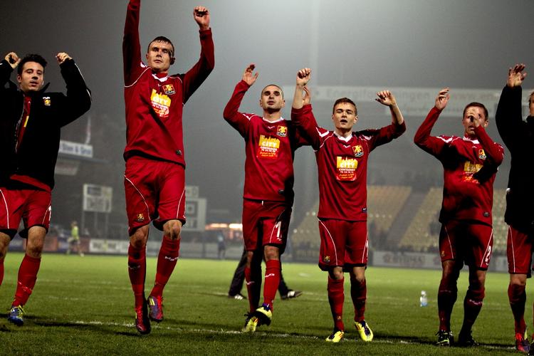 opad. Med endnu en sejr overtager FC Nordsjælland andenpladsen i Superligaen. 