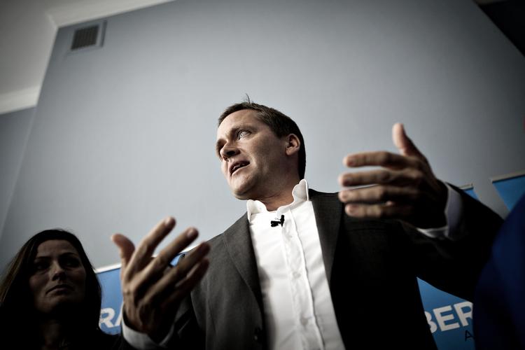 Debat. Læserne har debatteret, om det er i orden, at LA-lederen har betalt sin søns narkogæld. Det synes flertallet. 