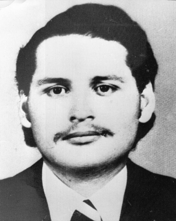 Topkriminel. Sjakalen Carlos specialiserede sig i spektakulære attentater. I 1975 tog han eksempelvis 11 olieministre fra OPEC som gidlser. Løsesummen finansierede blandt andet den unge venezuelaners søde liv som playboy. 