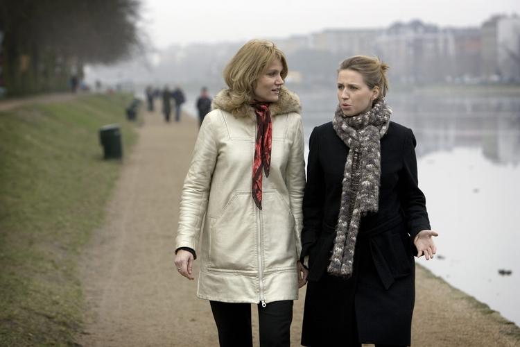 S-top. Helle Thorning-Schmidt (tv.) bløder i meningsmålingerne. Imens vokser Mette Frederiksens popularitet internt i Socialdemokraterne. Arkivfoto. 