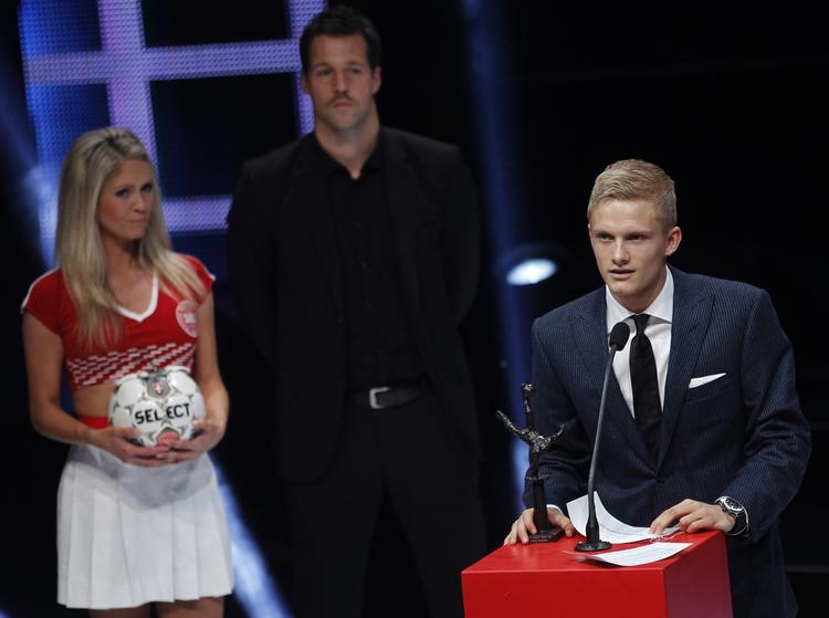 Komet. Stamspiller i Ajax og debut på A-landsholdet. Der er sket meget i Boilesens (t.h.) karriere i 2011. 