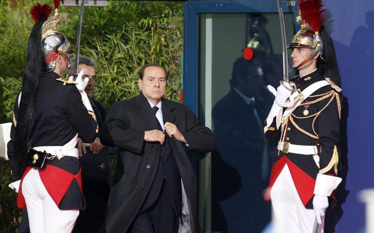 problembarn. Ministerpræsident Silvio Berlusconi var et af emnerne, da verdens største økonomier mædtes til G20-møde i Cannes, Frankrig. 