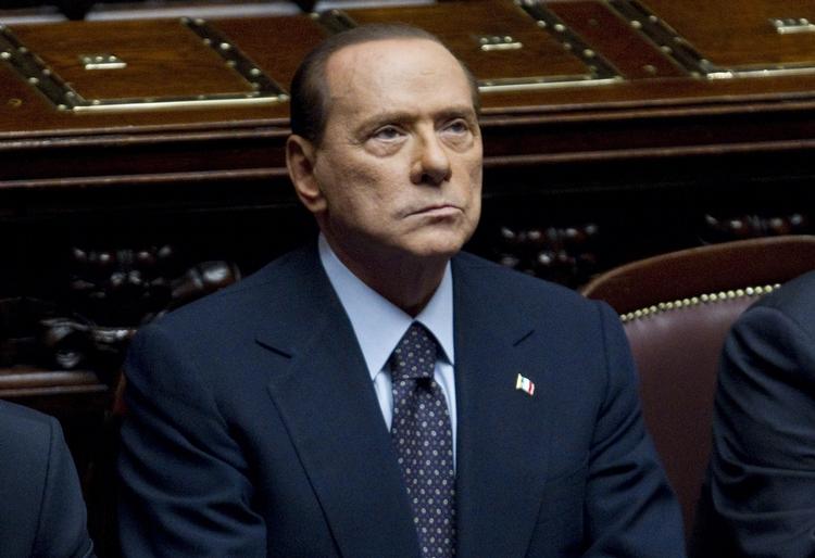 SAMTALE. Berlusconi er den længst siddende ministerpræsident siden Anden Verdenskrig. Nu skal han til samtale hos landets præsident. 