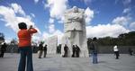 MINDESMÆRKE. Det nye Martin Luther King-monument kan ses på The Mall i Washington og har kostet 650 millioner kroner. 