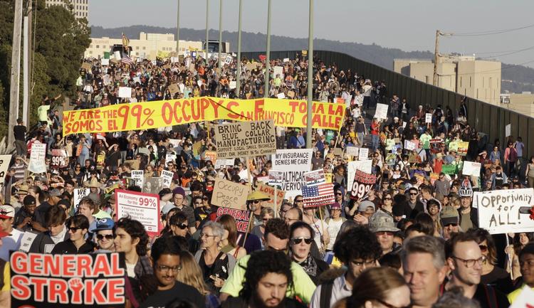 Occupy. Den ene procent, der er rigest, har næsten tredoblet indkøbsmulighederne over 30 år i faste priser, skriver Tage Otkjær. 