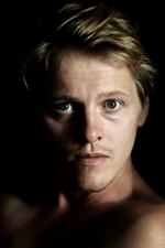 Dansk. Thure Lindhardt og Paw Henriksen spiller med i den nye europæiske tv-serie 'The Artist'. 