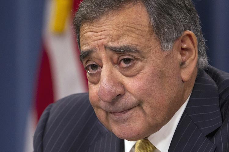 BEKYMRING. Den amerikanske forsvarsminister Leon Panetta mener, at et angreb på Iran skal overvejes nøje. 