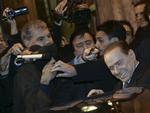 tilbagetrækning. Den italienske ministerpræsident Silvio Berlusconi ventes at trække sig i løbet af i dag. 