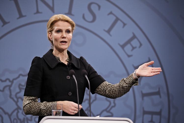 Afstand. På dagens pressemøde gjorde statsminister Helle Thorning-Schmidt (S) det klart, at hun ikke længere selv er hovedpersonen i sin egen skattesag. 