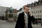 Ansvar. Lige nu diskuteres det, om det er departementschefen eller tidligere skatteminister Troels Lund Poulsen, der har ansvaret i sagen om Stephen Kinnocks skat. 