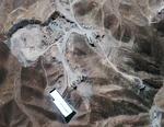 Atomfare. IAEA frygter, at der kan være et militært element i det iranske atomprogram, som ifølge ledelsen i Teheran ellers udelukkende har fredelige formål. Satellitfoto fra 2009. 
