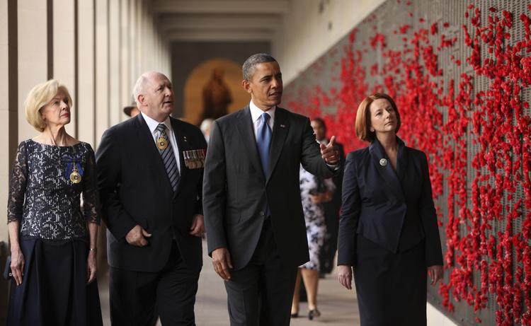 OFFENSIV. Præsident Barack Obama (midten) har under et besøg i Australien offentliggjort USA's planer om at opruste militært i stillehavsregionen. 