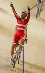 frifundet. Alex Rasmussen kører både bane- og landevejsløb. I 2009 blev han verdensmester i 4.000 meter holdforfølgelsesløb og verdensmester i parløb. 