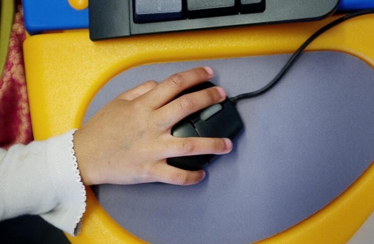 NETTET. Danske børn bliver sjældent udsat for børnelokkere, men har til gengæld en masse andre dårlige oplevelser på internettet. (Arkivfoto) 
