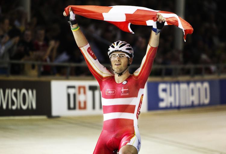 frifundet. 27-årige Alex Rasmussen har medvind på cykelstierne i disse dage. 