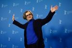 Begejstring. Wim Wenders, der vandt en Guldpalme i Cannes i 1984 for filmen 'Paris, Texas' viste sin film om avantgarde-koreografen Pina Bausch til stor begejstring på filmfestivalen i Berlin tidligere på året. 