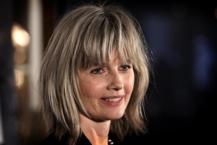 uheldigt. Forfatteren Elsebeth Egholm (billedet) står bag 'Dicte', der skulle filmatiseres og vises på TV 2. Men de planer er altså indtil videre skrinlagt. 