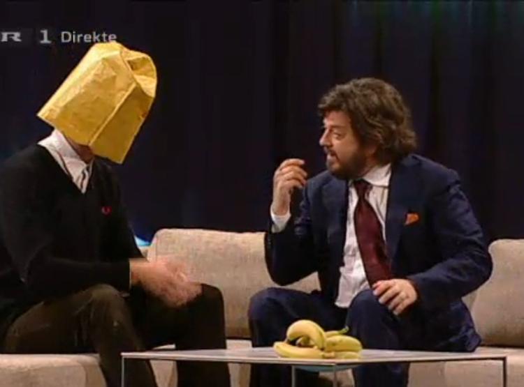 Mærkeligt! PIK-kunstneren er en del af redaktionen bag Anders Lund Madsens talkshow. 