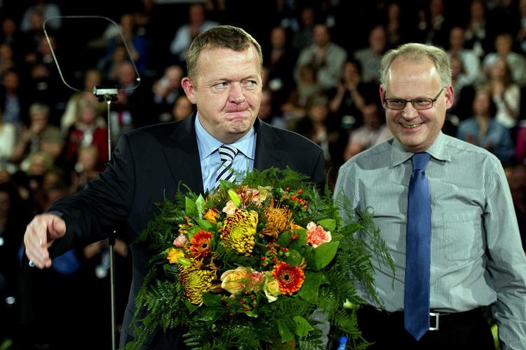 Tilbagetrækning. Jens Skipper Rasmussen sammen med sin chef, Venstres formand, Lars Løkke Rasmussen, ved partiets landsmøde i Odense i weekenden. 