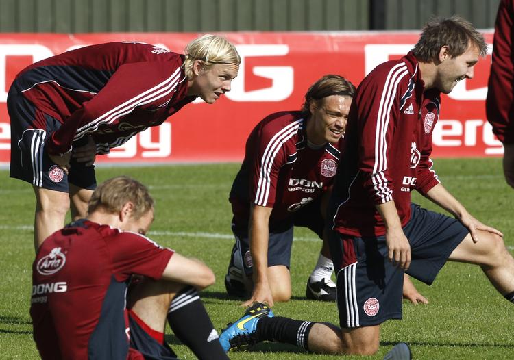 ranking. Leon Jessen (tv) var på landsholdet i 2009 og 2010 og har siden markeret sig stærkt på klubholdet i Kaiserslautern. 