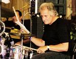 bitterhed. Pete Best fik ikke nogen forklaring på fyringen. Han har prøvet at slå igennem med egne bands, men det er aldrig lykkedes. 