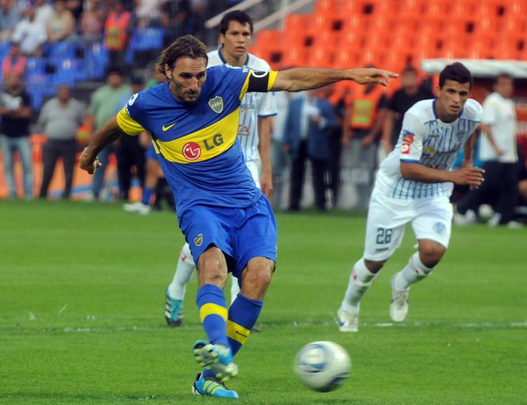 Mål. Rolando Schiavi scorede på straffespark for Boca mod Godoy. 
