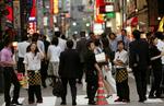 Singler. Antallet af unge japanere, der ikke gifter sig, er i stigning. Hver fjerde ugifte mand eller kvinde i 30´erne siger i ny undersøgelse, at de aldrig har haft sex. 