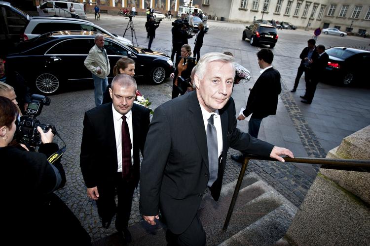 Bonus. Transportminister Henrik Dam Kristensen mener, at alle fortjener en belønning for en ekstra arbejdsindsats. 