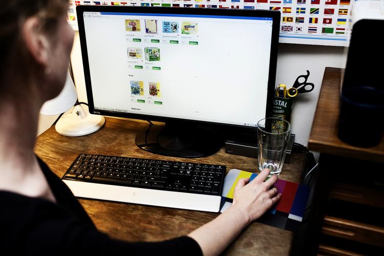 SKÆVT. Det skaber konkurrenceforvridning, når de udenlandske e-butikker undlader at betale dansk moms. (Arkivfoto) 
