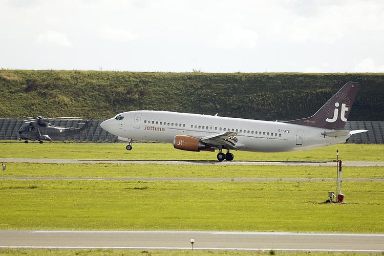 Jettime. Flyselskabet fløj charterturister for svenske Fritidsresor. 